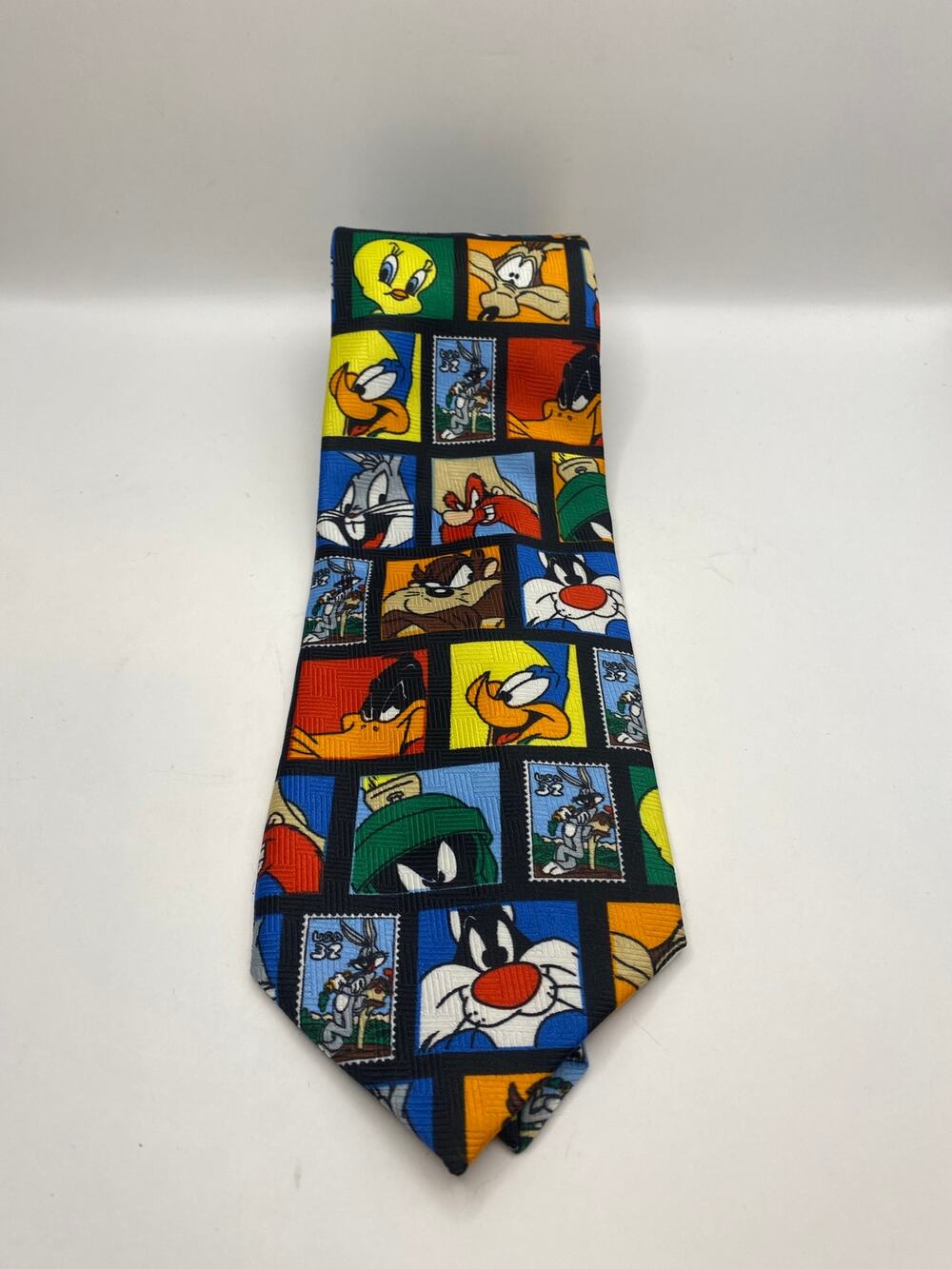 Vintage 1997 Looney Tunes Stamp Collection Tie Warner Bros USPS Bugs Bunny